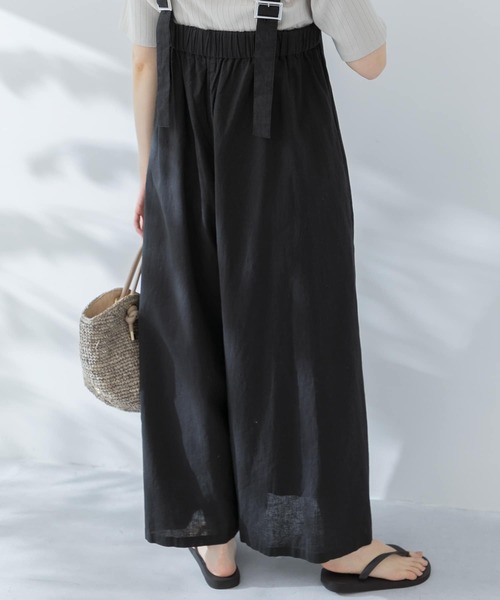 URBAN RESEARCH Sonny Label（アーバンリサーチサニーレーベル）の「リネンコットンタックワイドサロペット（サロペット/オーバーオール・レディース・ブラック/ベージュ・FREE）」の4枚目の写真