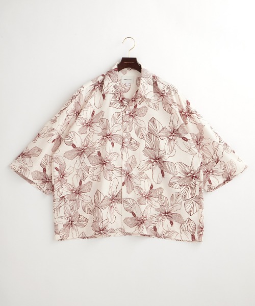 EMMA CLOTHES（エマクローズ）の「オーバーサイズドルマン プラントガラ オープンカラーS/Sシャツ EMMA CLOTHES（シャツ/ブラウス・メンズ・ホワイト系その他/ブラック系その他/ベージュ系その他/グリーン系その他/ブルー系その他/ブラック系その他2/ブルー系その他2/ブルー系その他3・M/L）」の9枚目の写真