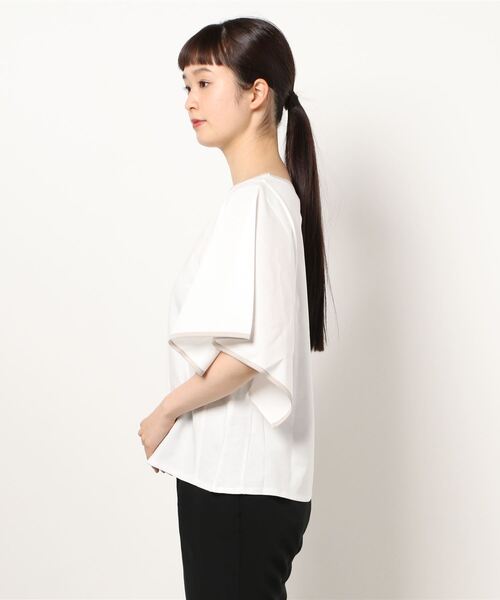 Te chichi（テチチ）の「配色パイピングフレア袖プルオーバー（Tシャツ/カットソー・レディース・オフホワイト/グレー/モカ・ﾌﾘ-）」の4枚目の写真