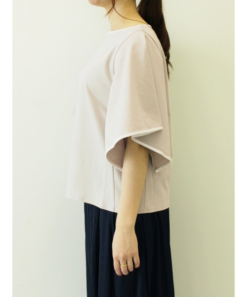 Te chichi（テチチ）の「配色パイピングフレア袖プルオーバー（Tシャツ/カットソー・レディース・オフホワイト/グレー/モカ・ﾌﾘ-）」の6枚目の写真