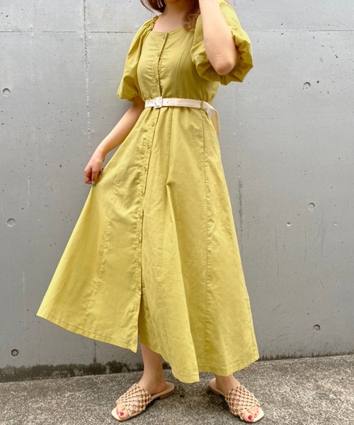 one after another NICE CLAUP(ワンアフターアナザーナイスクラップ)の「配色ベルトボリュームスリーブワンピース(ワンピース・レディース・ブラック/アイボリー/イエロー系その他・FREE)」の3枚目の写真