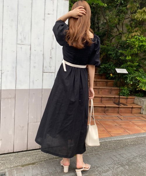 one after another NICE CLAUP(ワンアフターアナザーナイスクラップ)の「配色ベルトボリュームスリーブワンピース(ワンピース・レディース・ブラック/アイボリー/イエロー系その他・FREE)」の9枚目の写真