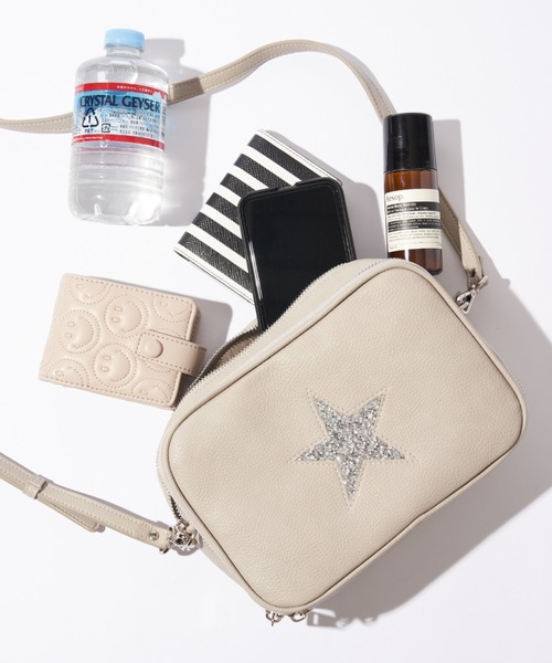 Actually（アクチュアリー）の「JELLY星 お財布ショルダーバッグ  ポシェット（ショルダーバッグ・レディース・ライトグレー/ライトブルー/ブラック/シルバー/ブラック×シルバー/ブロンズ/シルバー系その他・フリー）」の3枚目の写真
