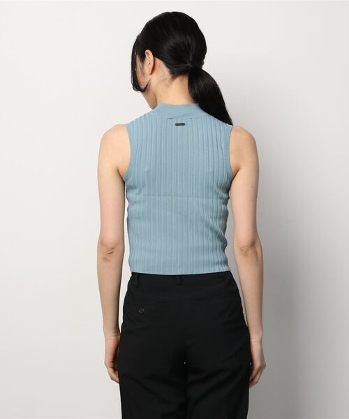 Guess(ゲス)の「Ester Halter Top(その他トップス・レディース・ブラック/ブラウン/ホワイト/グリーン・LARGE/MEDIUM/SMALL)」の13枚目の写真