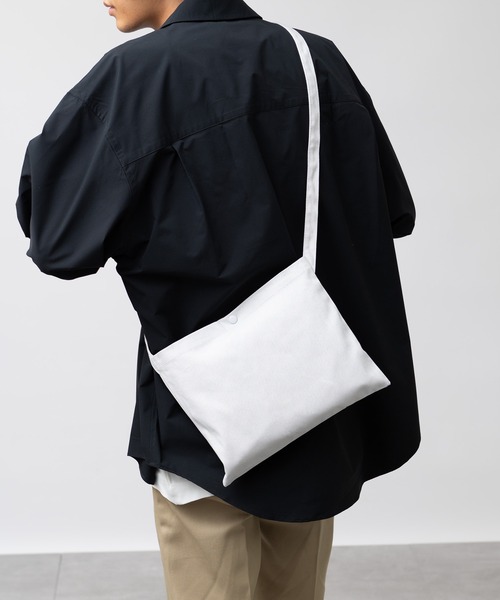 United Athle（ユナイテッドアスレ）の「【United Athle】レギュラー キャンバス サコッシュ 1461（ショルダーバッグ・メンズ・レッド/ナチュラル/ブラック/ネイビー/ライトグレー・FREE）」の21枚目の写真