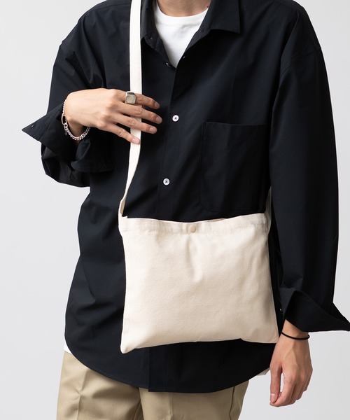 United Athle（ユナイテッドアスレ）の「【United Athle】レギュラー キャンバス サコッシュ 1461（ショルダーバッグ・メンズ・レッド/ナチュラル/ブラック/ネイビー/ライトグレー・FREE）」の15枚目の写真