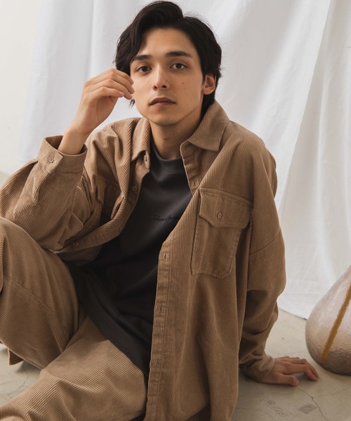 WEGO(ウィゴー)の「WEGO/コーデュロイビックシルエットシャツ(シャツ/ブラウス・メンズ・ブラック/ベージュ/ブラウン系その他/アイボリー/ブルー系その他・MEDIUM/LARGE)」の7枚目の写真