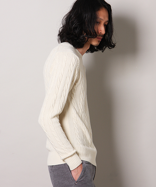 MEN'S MELROSE(メンズメルローズ)の「smart×MASTER FRAME カシミヤタッチ クルーネックセーター(ニット/セーター・メンズ・オフホワイト/ブラック/グリーン/ネイビー/ワイン/グレー/ブルー・X-LARGE/MEDIUM/LARGE)」の20枚目の写真