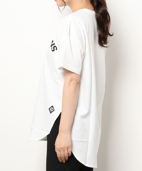 PIPING HOT FUTURE(パイピングホットフューチャー)の「CREW T-SHIRTS FOR CLEAN OCEANS(Tシャツ/カットソー・レディース・ホワイト・LARGE/MEDIUM/SMALL)」の6枚目の写真