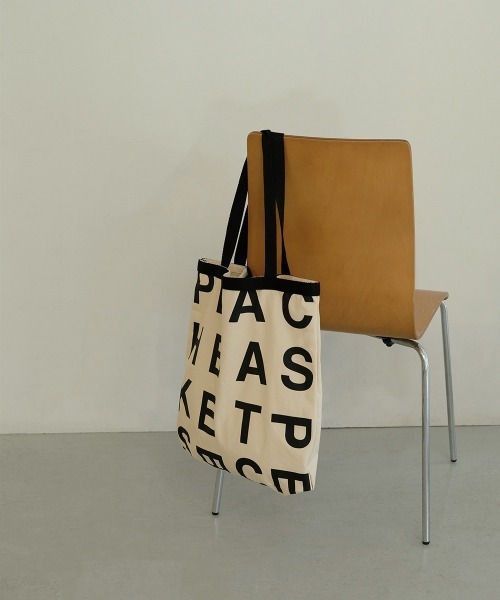 Bab(バブ)の「【WEB限定】アルファベットトートバッグ(トートバッグ・レディース・ブラウン/アイボリー/ベージュ・ONESIZE)」の9枚目の写真