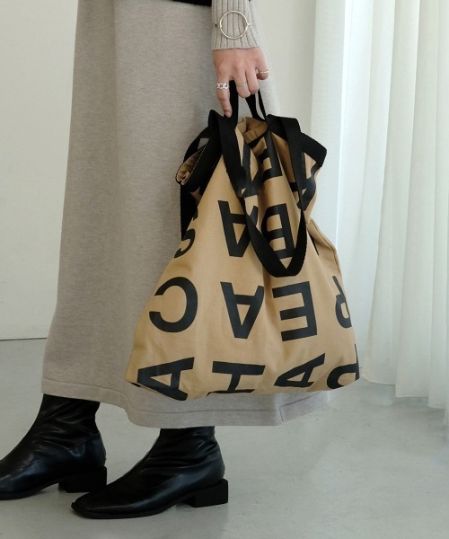 Bab(バブ)の「【WEB限定】アルファベットトートバッグ(トートバッグ・レディース・ブラウン/アイボリー/ベージュ・ONESIZE)」の16枚目の写真