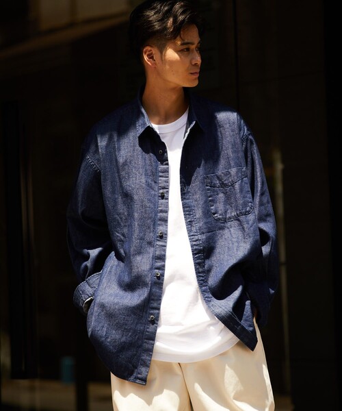 FREAK'S STORE（フリークスストア）の「ビックシルエット レギュラーカラーシャツ/タイプライター/デニム/コーデュロイ（シャツ/ブラウス・メンズ・ホワイト/ライトグレー/ブラウン/ブルー/ストライプ/ダークネイビー/オフホワイト/チェック/ダークブラウン/ベージュ・MEDIUM/LARGE）」の8枚目の写真