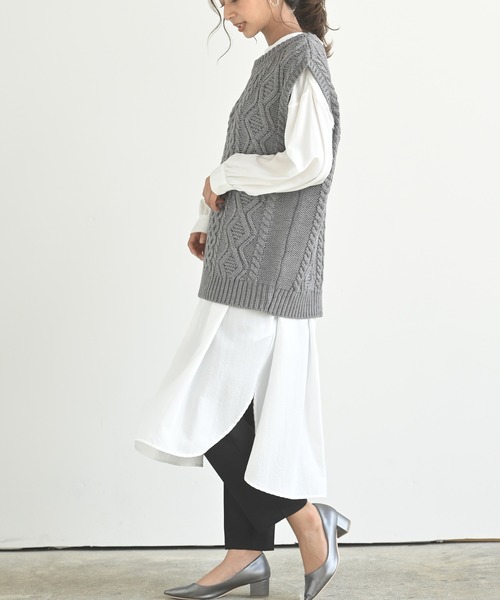 rps（アールピーエス）の「ウール混ケーブルニットベスト（ベスト・レディース・アイボリー/モカ/杢グレー・M）」の12枚目の写真