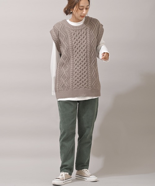 rps（アールピーエス）の「ウール混ケーブルニットベスト（ベスト・レディース・アイボリー/モカ/杢グレー・M）」の21枚目の写真
