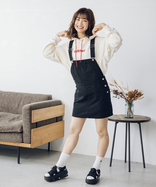 MILKFED.(ミルクフェド)の「FRONT LOGO SWEAT HOODIE(パーカー・レディース・オフホワイト/ネイビー/ブラック/ベージュ/ライトパープル/ライトブルー・ONE SIZE)」の19枚目の写真