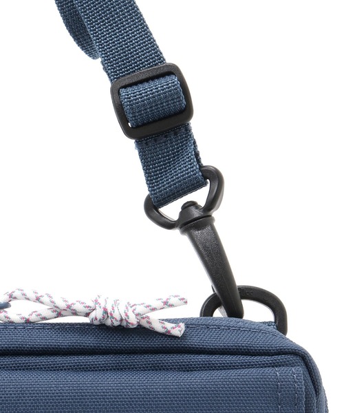 Columbia（コロンビア）の「【Columbia】プライスストリーム ショルダーウォレット（ショルダーバッグ・レディース・ブラック/ネイビー/オレンジ/グリーン/グレイッシュベージュ・FREE）」の20枚目の写真