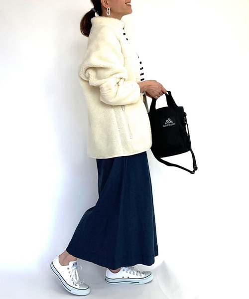 Grand PARK（グランドパーク）の「ビッグシルエットの裏なし　スタンドボアブルゾン（その他アウター・レディース・ホワイト/グレー・FREE）」の17枚目の写真