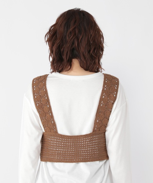 studio CLIP(スタディオクリップ)の「クロシェレースビスチェセット(ベスト・レディース・アイボリー/ブラウン/ブラウン系その他・FREE)」の4枚目の写真