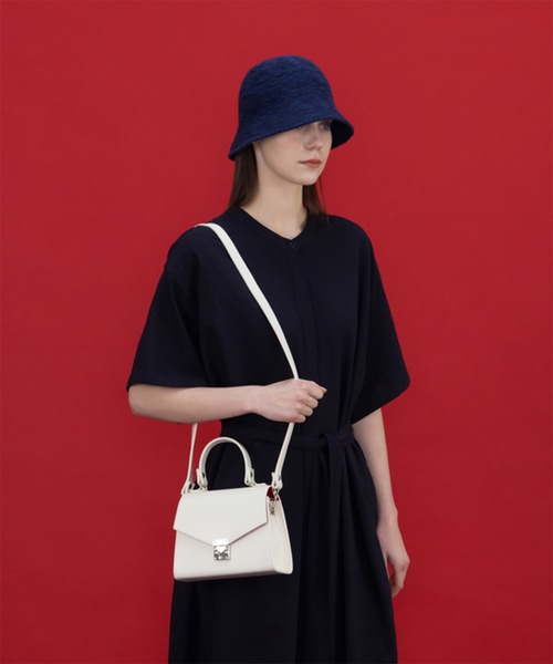 ATEMSTUDIO(アトムステュディオ)の「【ATEMSTUDIO 】シャトーサッチェルバッグ(ショルダーバッグ・レディース・ホワイト/ブラック/ブラウン/ピンク/ミント/バーガンディー・FREE)」の2枚目の写真