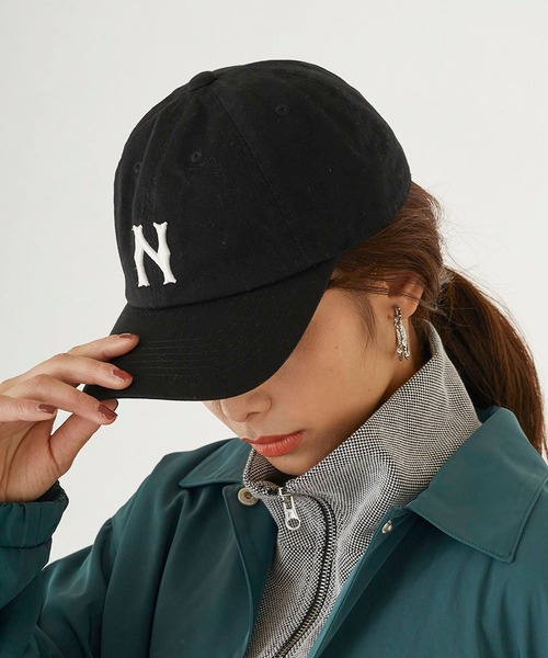 179/WG（イチナナキュウダブルジー）の「ベースボールキャップ（キャップ・レディース・ベージュ/ブラック・FREE）」の6枚目の写真