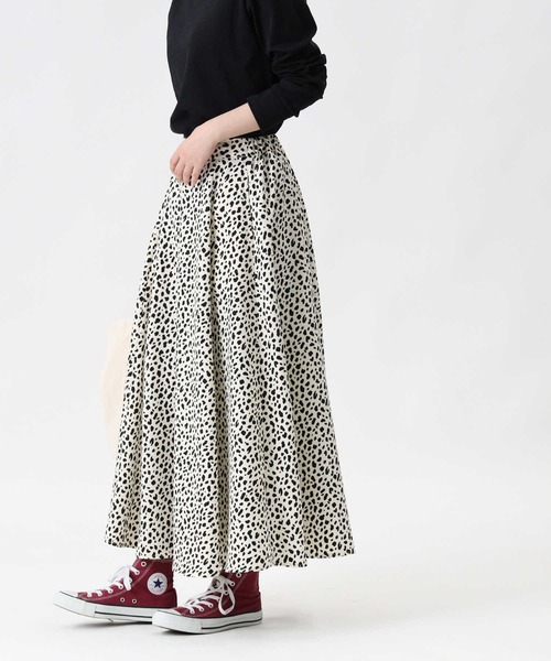 HONEYSUCKLE ROSE（ハニーサックルローズ）の「【HONEYSUCKLE ROSE】２ＷＡＹフレアスカート（スカート・レディース・ベージュ/グレー/オフホワイト/ブラック・M/L）」の17枚目の写真