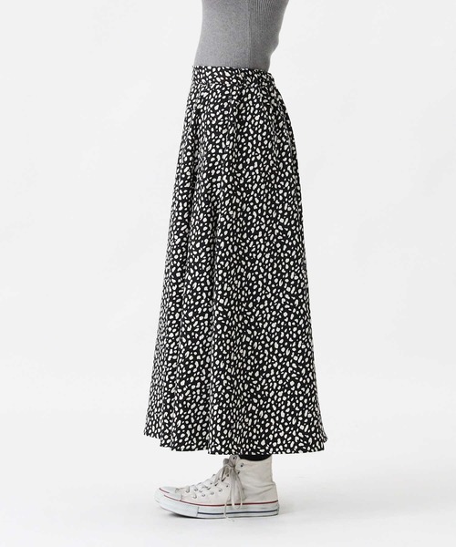 HONEYSUCKLE ROSE（ハニーサックルローズ）の「【HONEYSUCKLE ROSE】２ＷＡＹフレアスカート（スカート・レディース・ベージュ/グレー/オフホワイト/ブラック・M/L）」の12枚目の写真