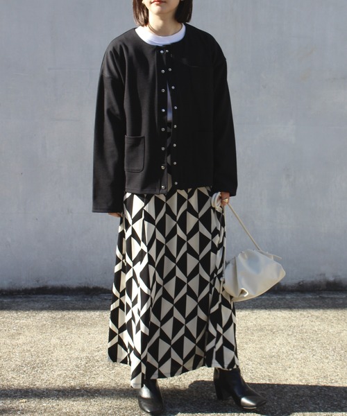 LAVEANGE（ラビアンジェ）の「チェック/幾何柄フレアスカート（スカート・レディース・ブラック/チェック・LL/3L/4L/M/L）」の16枚目の写真