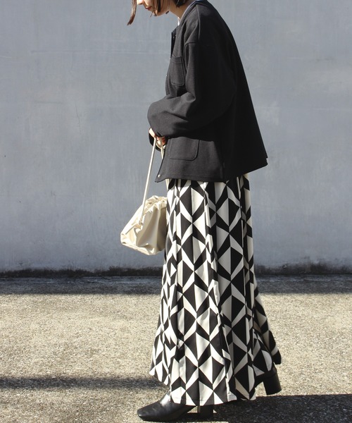 LAVEANGE（ラビアンジェ）の「チェック/幾何柄フレアスカート（スカート・レディース・ブラック/チェック・LL/3L/4L/M/L）」の20枚目の写真