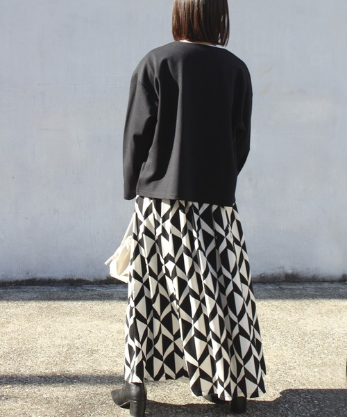 LAVEANGE（ラビアンジェ）の「チェック/幾何柄フレアスカート（スカート・レディース・ブラック/チェック・LL/3L/4L/M/L）」の21枚目の写真