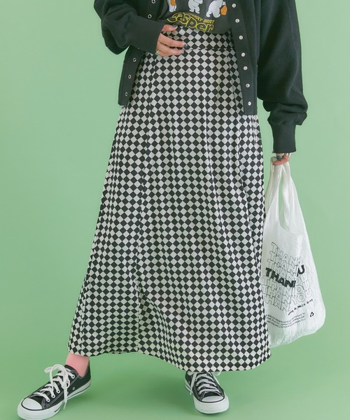 LAVEANGE（ラビアンジェ）の「チェック/幾何柄フレアスカート（スカート・レディース・ブラック/チェック・LL/3L/4L/M/L）」の3枚目の写真