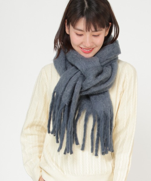 LBC(エルビーシー)の「太フリンジマフラー(マフラー・レディース・オフホワイト/ピンク/ブルー・FREE)」の1枚目の写真