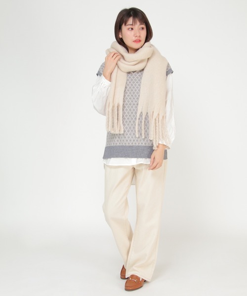 LBC(エルビーシー)の「太フリンジマフラー(マフラー・レディース・オフホワイト/ピンク/ブルー・FREE)」の4枚目の写真