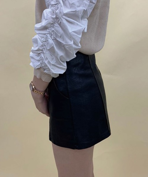 Twinkle;pm(トゥインクルピーエム)の「フロントZIPレザーショートパンツ(その他パンツ・レディース・ブラック・SMALL/MEDIUM)」の5枚目の写真