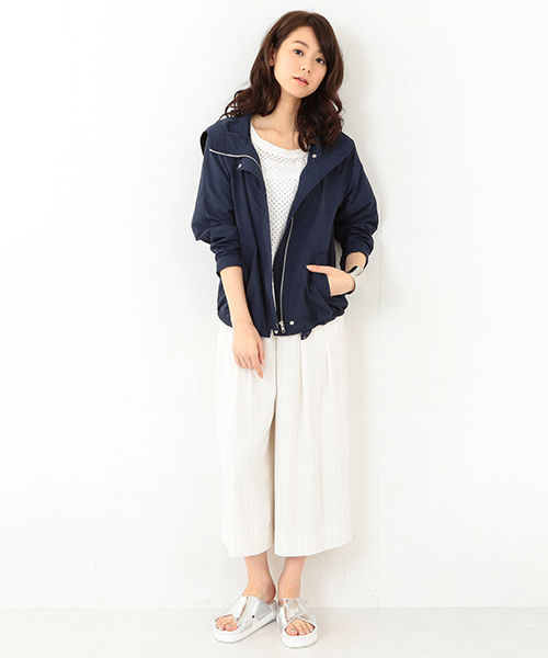 Ray BEAMS（レイビームス）の「Ray BEAMS / ピンストライプ ワイドクロップド パンツ（その他パンツ・レディース・ホワイト/ネイビー・0/1）」の10枚目の写真