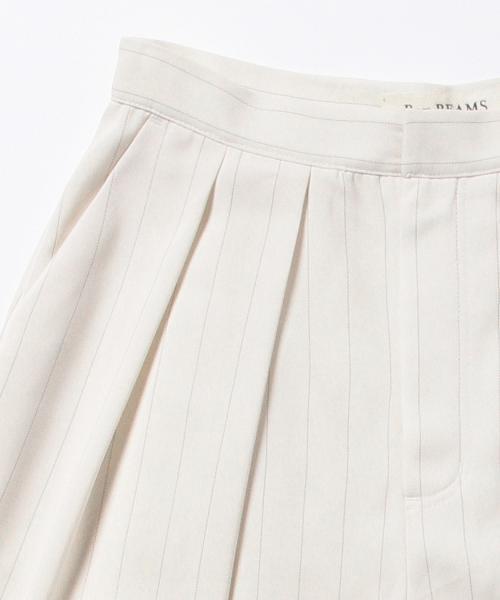 Ray BEAMS（レイビームス）の「Ray BEAMS / ピンストライプ ワイドクロップド パンツ（その他パンツ・レディース・ホワイト/ネイビー・0/1）」の22枚目の写真
