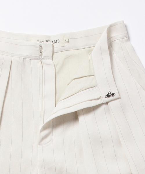 Ray BEAMS（レイビームス）の「Ray BEAMS / ピンストライプ ワイドクロップド パンツ（その他パンツ・レディース・ホワイト/ネイビー・0/1）」の21枚目の写真