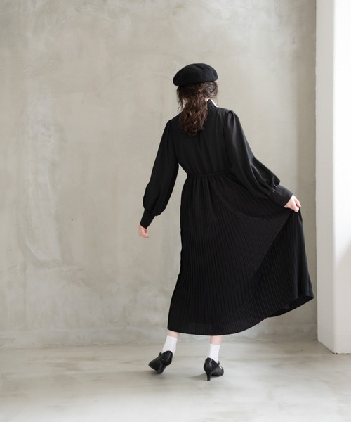 idem(イデム)の「flower lace classical onepiece/レース花柄襟プリーツワンピース(ワンピース・レディース・ブラック/グリーン・FREE)」の21枚目の写真