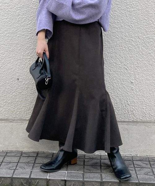 w closet（ダブルクローゼット）の「起毛カルゼ切替マーメイドスカート（スカート・レディース・オリーブ/スミクロ/モカ/キナリ/ダークグリーン・FREE）」の3枚目の写真