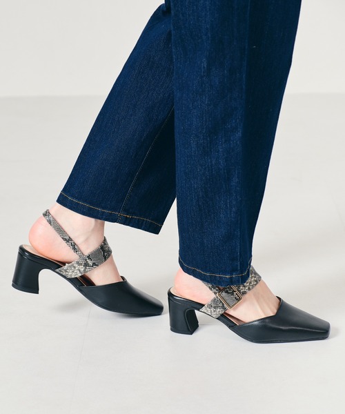 ORiental TRaffic（オリエンタルトラフィック）の「スクエアトゥバックルベルトパンプス/21109（パンプス・レディース・ホワイト/ブラック/イエロー/ブルー・40/38/39/41/42/35/36/37/34/33/43）」の8枚目の写真