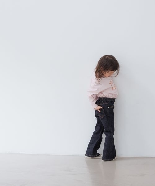 LOWRYS FARM（ローリーズファーム）の「デニムフレアパンツ　268762（デニムパンツ・キッズ・ワンウォッシュ/ブルー・120cm/130cm/150cm/140cm/110cm）」の10枚目の写真