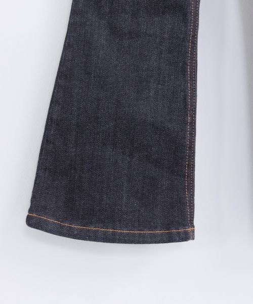 LOWRYS FARM（ローリーズファーム）の「デニムフレアパンツ　268762（デニムパンツ・キッズ・ワンウォッシュ/ブルー・120cm/130cm/150cm/140cm/110cm）」の15枚目の写真