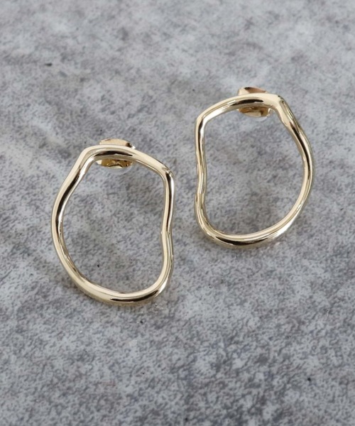 archives（アルシーヴ）の「ピアス（ピアス（両耳用）・レディース・シルバー/ゴールド・FREE）」の2枚目の写真