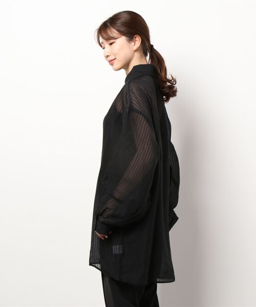 JUGLANS(ユグランス)の「☆ 圧倒的抜け感。シアーストライプビッグシャツ 30414H132(シャツ/ブラウス・レディース・ブラック/ピンク/ライム・FREE)」の4枚目の写真