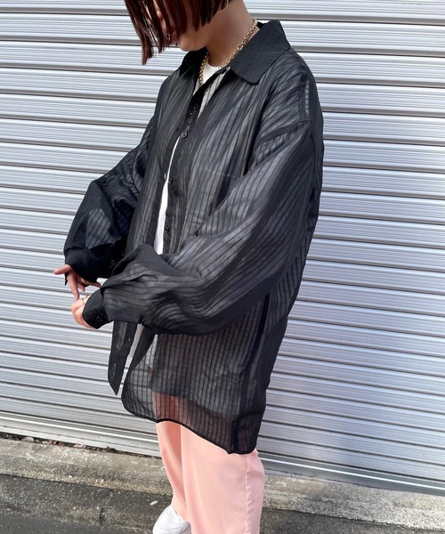 JUGLANS(ユグランス)の「☆ 圧倒的抜け感。シアーストライプビッグシャツ 30414H132(シャツ/ブラウス・レディース・ブラック/ピンク/ライム・FREE)」の9枚目の写真