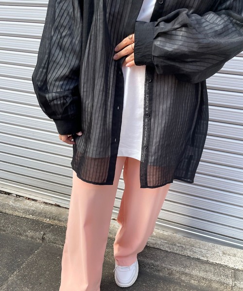 JUGLANS(ユグランス)の「☆ 圧倒的抜け感。シアーストライプビッグシャツ 30414H132(シャツ/ブラウス・レディース・ブラック/ピンク/ライム・FREE)」の12枚目の写真