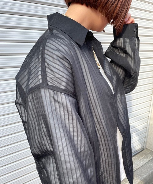 JUGLANS(ユグランス)の「☆ 圧倒的抜け感。シアーストライプビッグシャツ 30414H132(シャツ/ブラウス・レディース・ブラック/ピンク/ライム・FREE)」の13枚目の写真