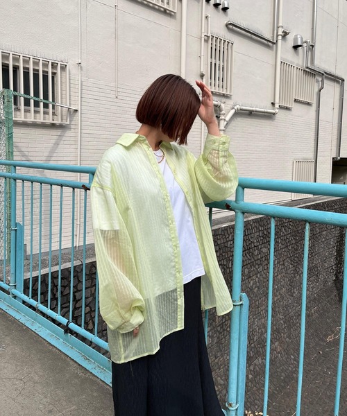 JUGLANS(ユグランス)の「☆ 圧倒的抜け感。シアーストライプビッグシャツ 30414H132(シャツ/ブラウス・レディース・ブラック/ピンク/ライム・FREE)」の19枚目の写真