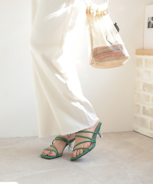 VIVIAN（ヴィヴィアン）の「メニー華奢ストラップクリアヒールサンダル（サンダル・レディース・ナチュラル/ブラック/アンティークゴールド/ブルー/グリーン/ホワイト・LL/S/M/L）」の22枚目の写真