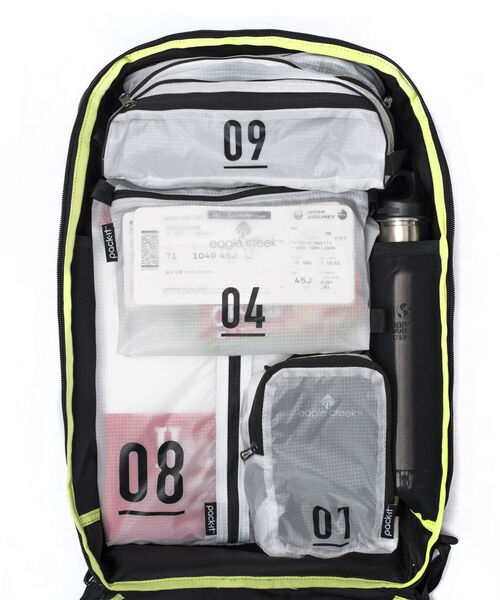 beruf baggage（ベルーフバゲッジ）の「【beruf baggage/ベルーフ バゲッジ】URBAN EX-DR20 バックパック 19L brf-GR05-DR（バックパック/リュック・メンズ・ブラック/ネイビー/オリーブ・FREE）」の9枚目の写真