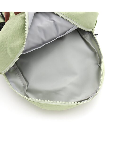 Ampersand(アンパサンド)の「デイリーバックパック(バックパック/リュック・キッズ・ブラック/ブラウン/キャメル/アイボリー/ライム・MEDIUM/SMALL/X-SMALL)」の6枚目の写真